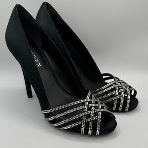 Lauren Ralph Lauren Balina black satin jeweled peep toe pumps, size 6.5B